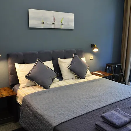 Sea Vibes 1 Bedroom - Free Public Parking, Wifi, Cable & Smart Tv, 0,9 Km To * Warna